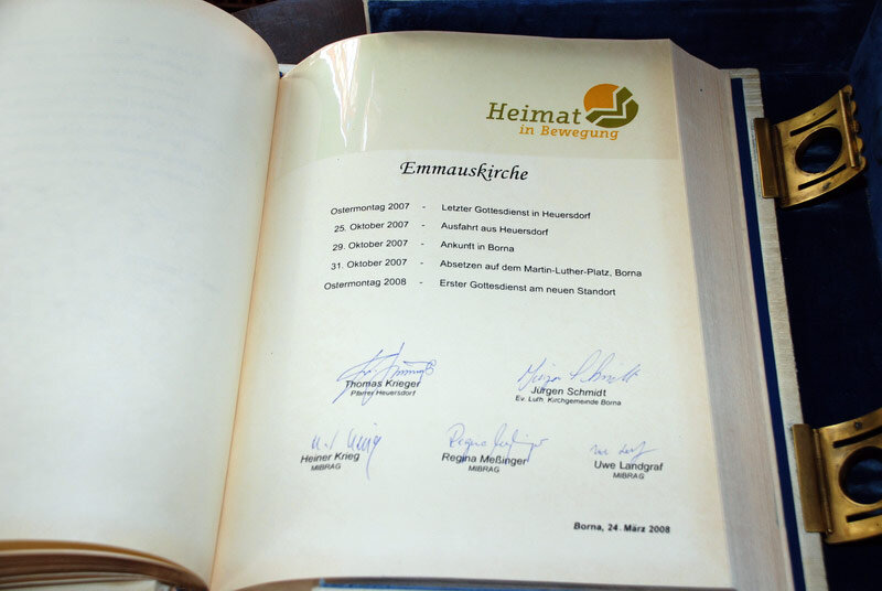 Emmauskirche im goldenen Buch der Stadt Emmauskirche im goldenen Buch der Stadt