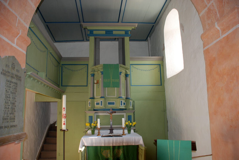 Emmauskirche innen Emmauskirche innen